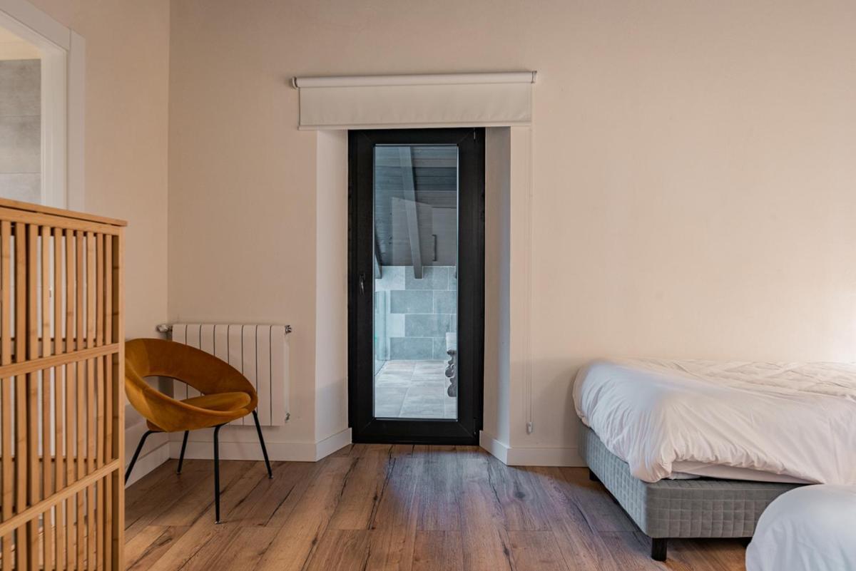 Apartamentos Picabel Onís Exteriör bild
